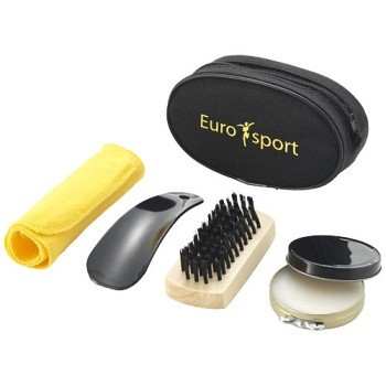 Shoe polish kit